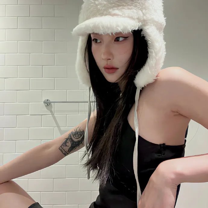 制霸娱乐圈，总裁被撩翻了